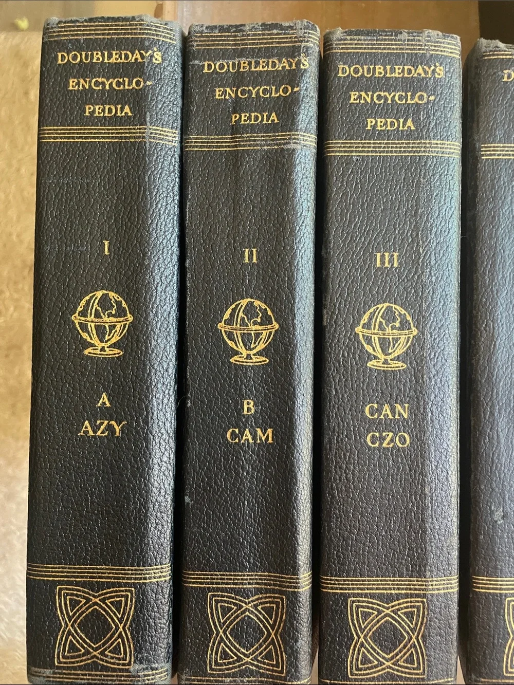 Classic Black Decorative Book Set - Doubleday's Encyclopedia ( all 10) - Picture 3 of 15